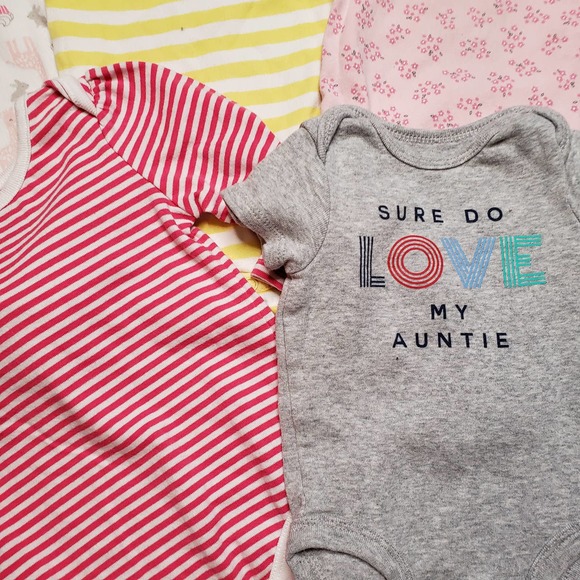 BUNDLE of 5 assorted girls 3-6 months onesies - Picture 2 of 5